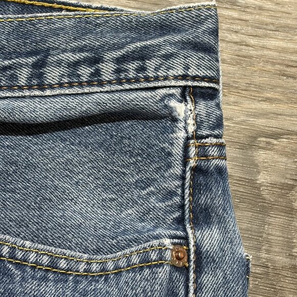 Levis Mens 550 Relaxed Fit Jeans 34x30 Medium Wash Denim Straight Leg 00s - Picture 14 of 16